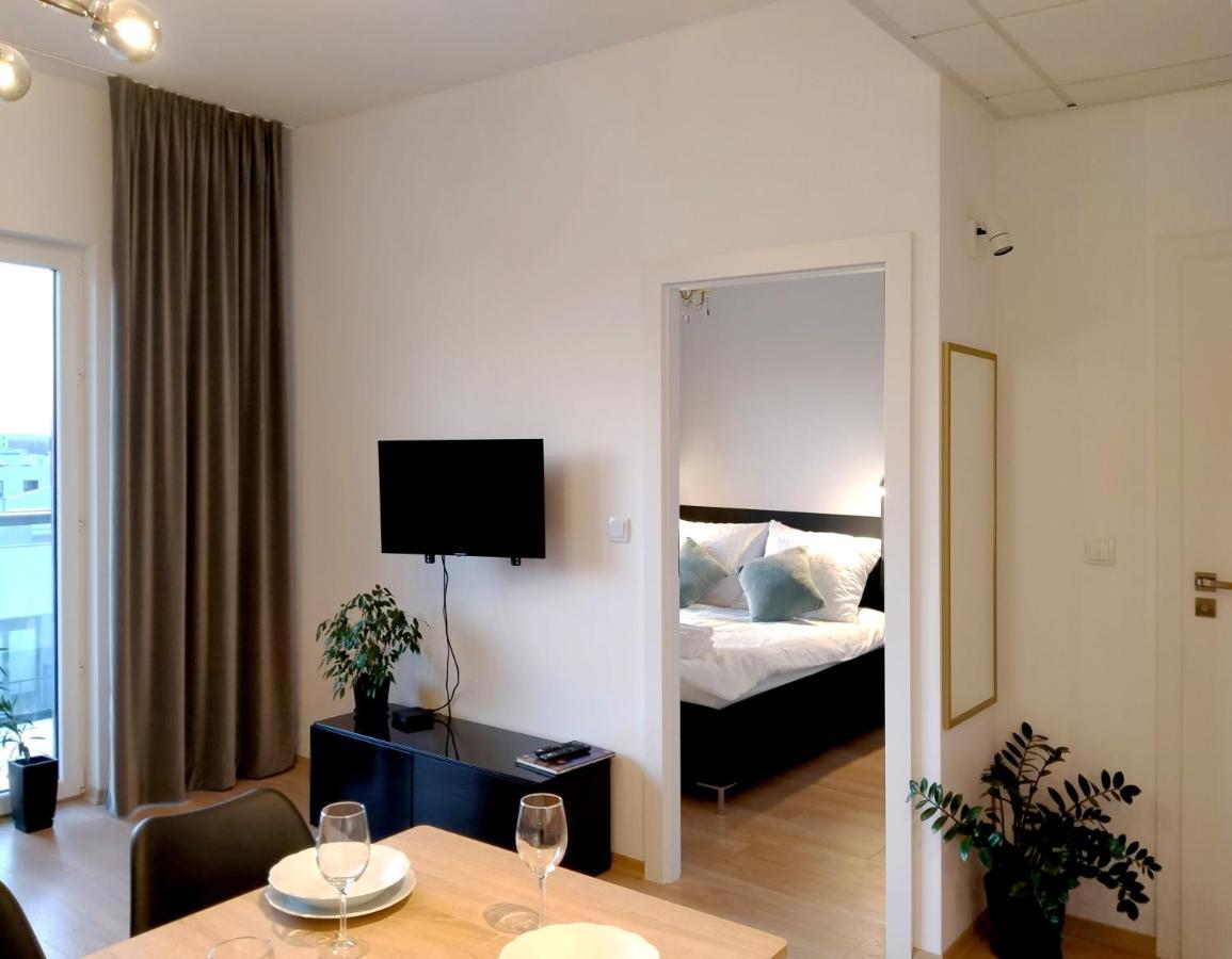 Apartament 9, Z Oddzielna Sypialnia! Varsóvia Exterior foto